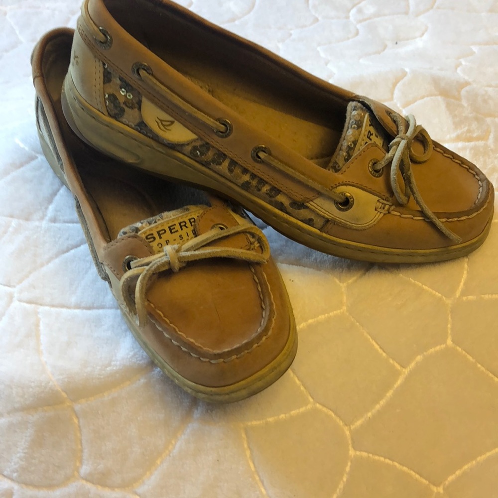 Sperry Top-Sider w/ sequins & leopard print